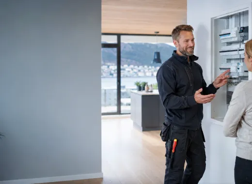 Elektroinstallasjoner for bolig – Elteknikk AS